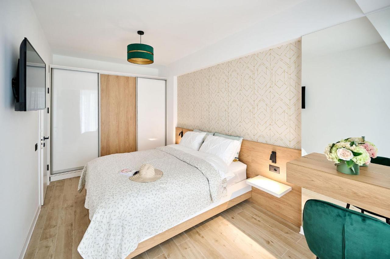 Vlezal Apartment Spa&Pool Beach Resort Mamaia Ngoại thất bức ảnh